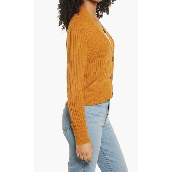 Lulus Women's Rib Knit Crop V-Neck Cardigan in Camel XSmall MSRP $52 - Picture 3 of 6